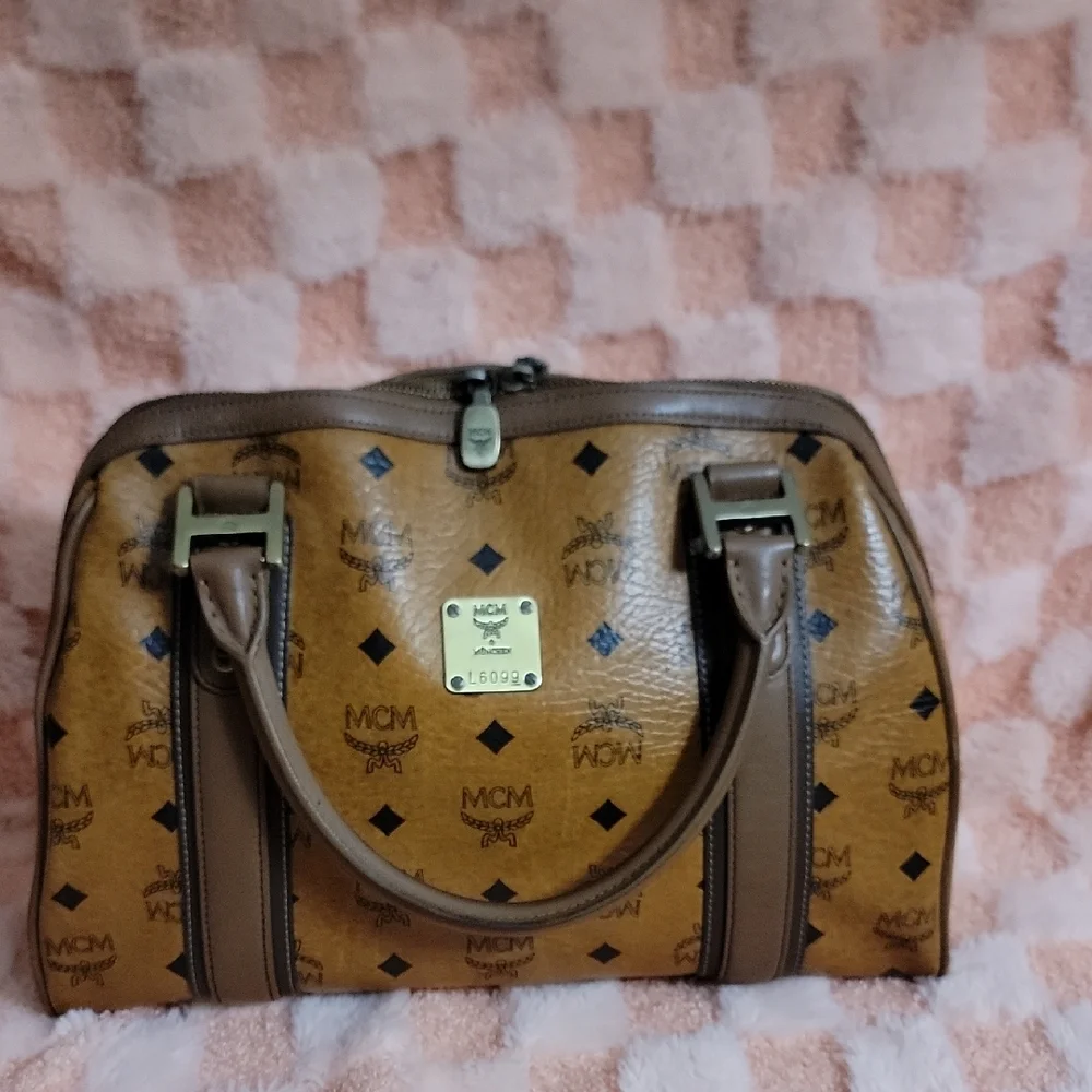 MCM elegant satchel